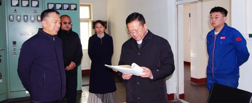 新春送暖 情系一線&mdash;&mdash;侯景濱大年初一走訪慰問堅守崗位干部職工